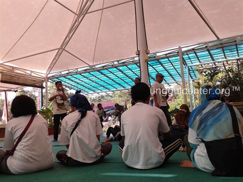 indoor gath di saung
