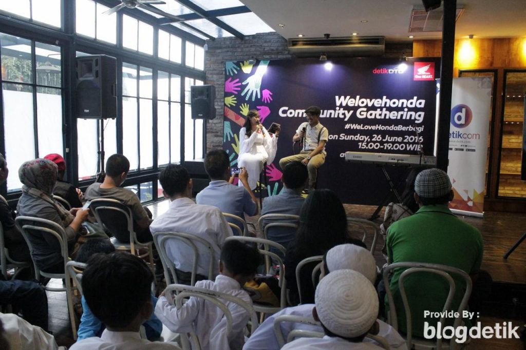 Mas Alitt @shitlicious berbagi soal gaya hidup penggila motor (foto : detikcom)