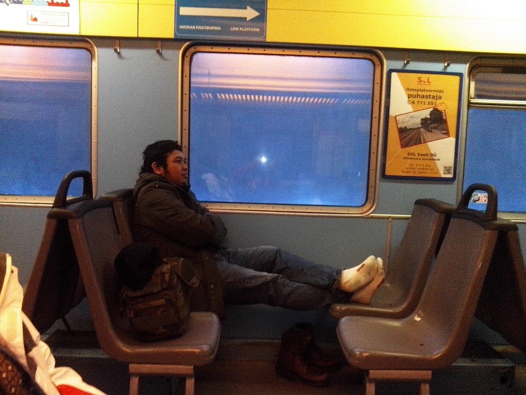 Naik kereta api di eropa timur